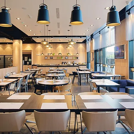 Campanile Prime Centrum Отель