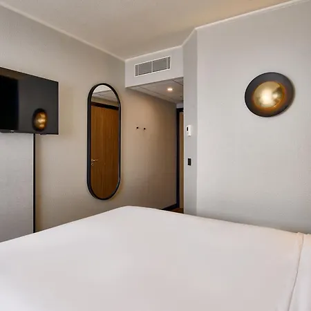 Campanile Centrum Hotel 3*