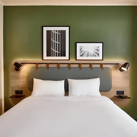 Hotel Campanile / Warszawa