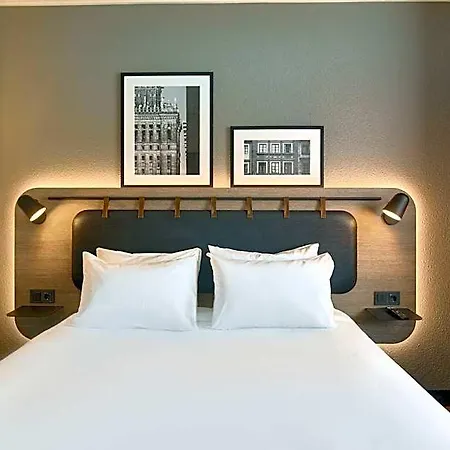 Campanile Prime Centrum 3* Varşova