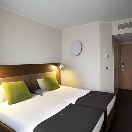 Campanile / Hotel