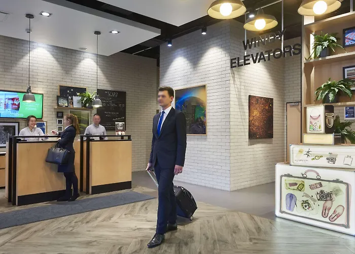 Hotel Campanile / 3*